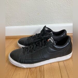 Nike Blazer Low LE